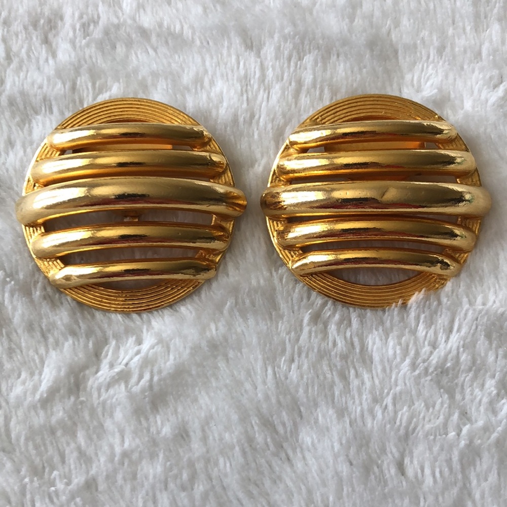 Vintage Philippe Fernandis large Gold Clip On Earrings